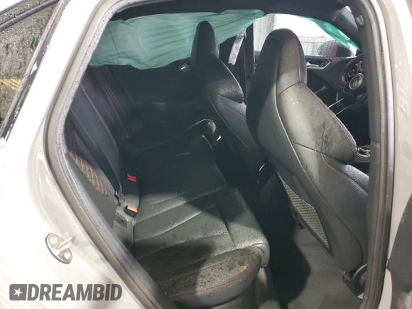 2020 Audi RS 3 z VIN WUABWGFF8LA903591, wystawiony jako Copart lot #45973395 z przebiegiem 40 443 mil mil oraz Szkoda całkowita • Salvage title. Historia ofert i sprzedaży dostępna na DreamBid. Obrazek 10.
