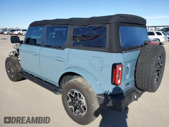 2022 Ford Bronco with VIN 1FMDE5DH6NLB13372, listed as a Copart auction lot 81352003 with 19,783 mi miles and Salvage title. Bid and sale history available at DreamBid. Image 2.