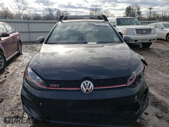 2019 Volkswagen Golf GTI S with VIN 3VW5T7AU8KM037382, listed as a Copart auction lot 72741192 with 28,329 mi miles. Bid and sale history available at carsss.com. Image 5.