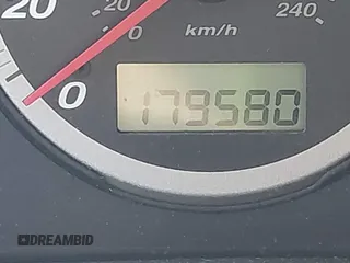2002 Honda CR-V EX с VIN JHLRD78842C079577, выставлен на аукционе IAAI как лот 42554933 с пробегом 179 580 миль миль и . История ставок и продаж доступна на DreamBid. Изображение 12.