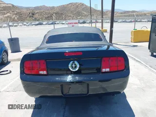 2005 Ford Mustang Deluxe with VIN 1ZVHT84N655208101, listed as a IAAI auction lot 42546747 with 68,918 mi miles and . Bid and sale history available at DreamBid. Image 16.