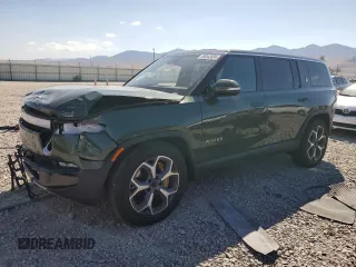 2023 Rivian R1S Adventure z VIN 7PDSGABA4PN005062, wystawiony jako Copart lot #69042334 z przebiegiem 40 470 mil mil oraz Szkody całkowita. Historia ofert i sprzedaży dostępna na DreamBid. Obrazek 1.