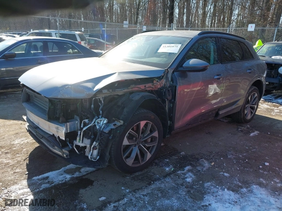 2021 Audi e-tron Premium Plus with VIN WA1LAAGE3MB005876, listed as a IAAI auction lot 41301875 with 37,017 mi miles. Bid and sale history available at carsss.com. Image 17.