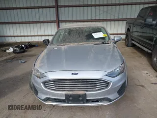 2019 Ford Fusion SE with VIN 3FA6P0HD8KR186392, listed as a IAAI auction lot 41884740 with 64,663 mi miles. Bid and sale history available at carsss.com. Image 13.