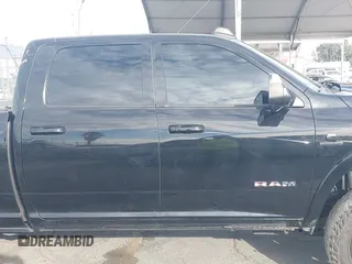 2021 Ram 2500 Laramie z VIN 3C6UR5FL7MG590681, wystawiony jako IAAI lot #41679165 z przebiegiem 28 482 mil mil oraz . Historia ofert i sprzedaży dostępna na DreamBid. Obrazek 13.