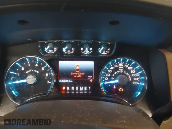 2011 Ford F-150 XLT with VIN 1FTFW1ET0BKE21595, listed as a IAAI auction lot 41662481 with 225,890 mi miles and . Bid and sale history available at carsss.com. Image 7.