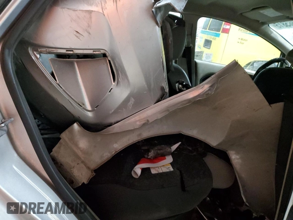2012 Ford Fiesta S с VIN 3FADP4AJ4CM153631, выставлен на аукционе Copart как лот 49385815 с пробегом Не указан миль и Списание • Salvage title. История ставок и продаж доступна на DreamBid. Изображение 10.