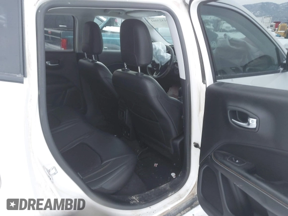 2018 Jeep Compass Latitude with VIN 3C4NJDBB8JT256755, listed as a IAAI auction lot 41523061 with 50,675 mi miles. Bid and sale history available at carsss.com. Image 8.
