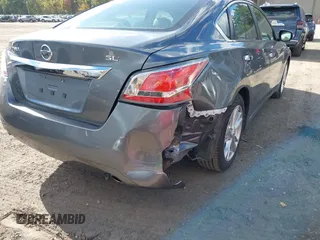 2015 Nissan Altima S with VIN 1N4AL3AP6FN354759, listed as a IAAI auction lot 40531642 with 55,905 mi miles and . Bid and sale history available at DreamBid. Image 6.