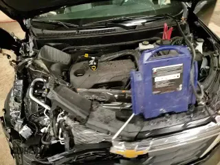 2024 Chevrolet Equinox LS z VIN 3GNAXFEG7RL304071, wystawiony jako Copart lot #51471035 z przebiegiem 9 933 mil mil oraz Szkoda całkowita • Salvage title. Historia ofert i sprzedaży dostępna na DreamBid. Obrazek 14.