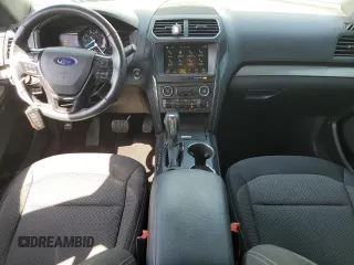 2018 Ford Explorer XLT with VIN 1FM5K7DH9JGA02276, listed as a Copart auction lot 53048305 with 47,476 mi miles and Salvage title. Bid and sale history available at DreamBid. Image 8.