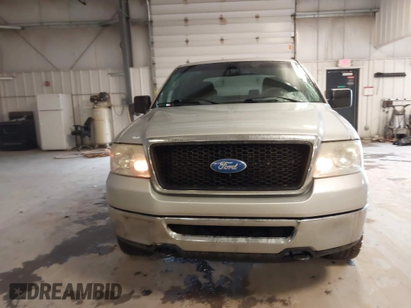 2008 Ford F-150 XL with VIN 1FTRW14W48FB75158, listed as a IAAI auction lot 41759550 with 289,225 mi miles. Bid and sale history available at carsss.com. Image 6.