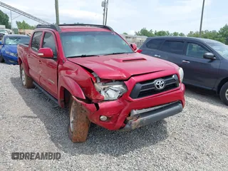 2015 Toyota Tacoma z VIN 3TMLU4EN5FM188212, wystawiony jako IAAI lot #42319990 z przebiegiem 105 691 mil mil oraz . Historia ofert i sprzedaży dostępna na DreamBid. Obrazek 1.