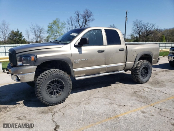 2007 Dodge Ram 1500 SLT with VIN 1D7HU18207J620165, listed as a Copart auction lot 52049735 with 201,267 mi miles and Salvage Title. Bid and sale history available at carsss.com. Image 1.
