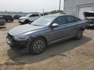 2020 Volkswagen Jetta S z VIN 3VWC57BU2LM085090, wystawiony jako Copart lot #59582955 z przebiegiem 51 566 mil mil oraz Szkoda całkowita • Salvage title. Historia ofert i sprzedaży dostępna na DreamBid. Obrazek 1.