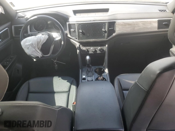 2020 Volkswagen Atlas SE z VIN 1V21E2CAXLC226750, wystawiony jako Copart lot #49096425 z przebiegiem 72 260 mil mil oraz Szkoda całkowita • Salvage title. Historia ofert i sprzedaży dostępna na DreamBid. Obrazek 8.