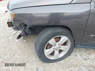 2016 Jeep Compass High Altitude with VIN 1C4NJDAB5GD508638, listed as a IAAI auction lot 40855800 with 105,949 mi miles. Bid and sale history available at carsss.com. Image 13.