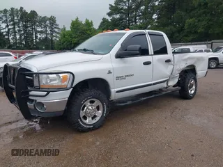 2006 Dodge 2500 SLT z VIN 3D7KS28C36G230672, wystawiony jako IAAI lot #42396365 z przebiegiem 190 519 mil mil oraz . Historia ofert i sprzedaży dostępna na DreamBid. Obrazek 21.
