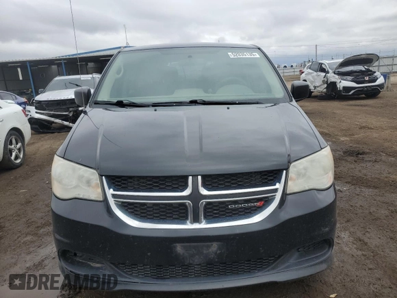 2015 Dodge Grand Caravan SE with VIN 2C4RDGBG7FR516773, listed as a Copart auction lot 52035135 with 132,122 mi miles and Salvage Title. Bid and sale history available at DreamBid. Image 5.