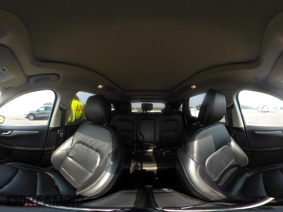 2020 Ford Escape SEL с VIN 1FMCU0H69LUB08541, выставлен на аукционе IAAI как лот 42476865 с пробегом 82 059 миль миль и . История ставок и продаж доступна на DreamBid. Изображение 19.