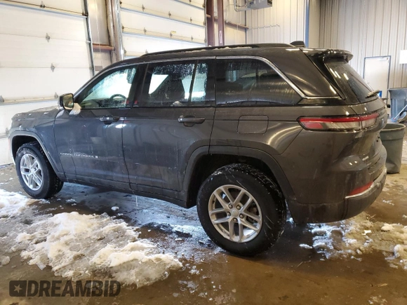 2024 Jeep Grand Cherokee Laredo X with VIN 1C4RJHAG2RC123051, listed as a Copart auction lot 45564825 with 9,292 mi miles and Salvage Title. Bid and sale history available at carsss.com. Image 2.