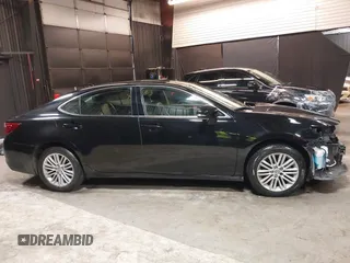 2013 Lexus ES 250 with VIN JTHBK1GG1D2064701, listed as a IAAI auction lot 41658128 with 71,166 mi miles and . Bid and sale history available at DreamBid. Image 14.