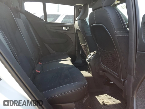 2024 Volvo XC40 Plus z VIN YV4ER3XL3R2240719, wystawiony jako Copart lot #43649755 z przebiegiem 1 281 mil mil oraz Szkoda całkowita • Salvage title. Historia ofert i sprzedaży dostępna na DreamBid. Obrazek 11.