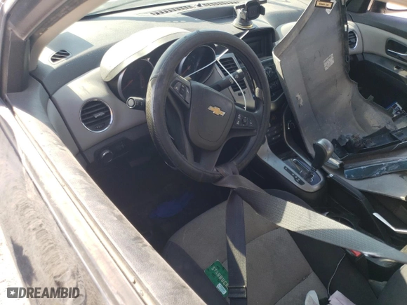 2013 Chevrolet Cruze LS with VIN 1G1PA5SH6D7267550, listed as a Copart auction lot 72148684 with 0 mi miles and Salvage Title. Bid and sale history available at carsss.com. Image 8.