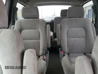 2005 Kia Sedona LX with VIN KNDUP132656679325, listed as a Copart auction lot 47759705 with 143,980 mi miles and Salvage Title. Bid and sale history available at carsss.com. Image 10.
