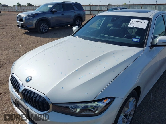 2025 BMW 3 Series 330i with VIN 3MW69CW01S8F11313, listed as a IAAI auction lot 42495415 with 14,109 mi miles and . Bid and sale history available at DreamBid. Image 6.