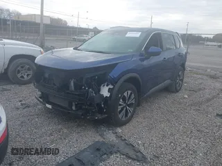 2022 Nissan Rogue SV with VIN 5N1BT3BB1NC686793, listed as a IAAI auction lot 40963002 with 34,559 mi miles. Bid and sale history available at carsss.com. Image 2.