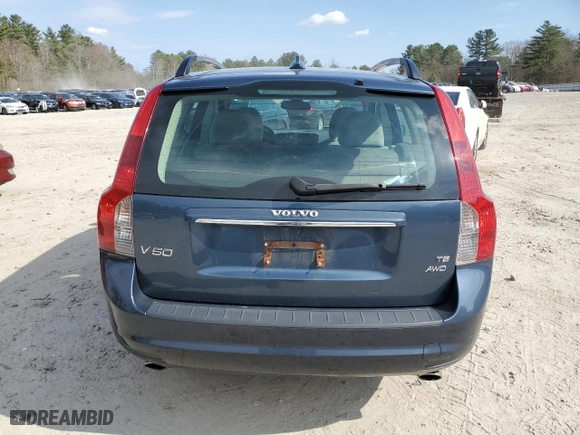 2008 Volvo V50 2.5T R-Design with VIN YV1MJ672382393091, listed as a Copart auction lot 52884685 with 61,939 mi miles and Clean Title. Bid and sale history available at carsss.com. Image 6.