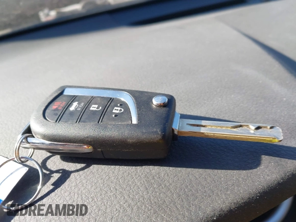 2023 Toyota Camry LE z VIN 4T1C11AK1PU771615, wystawiony jako IAAI lot #41679085 z przebiegiem 20 230 mil mil oraz . Historia ofert i sprzedaży dostępna na DreamBid. Obrazek 11.