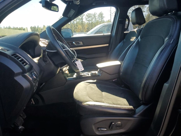 2018 Ford Explorer XLT with VIN 1FM5K8D80JGA01457, listed as a Copart auction lot 41652665 with 68,925 mi miles and Salvage Title. Bid and sale history available at carsss.com. Image 7.