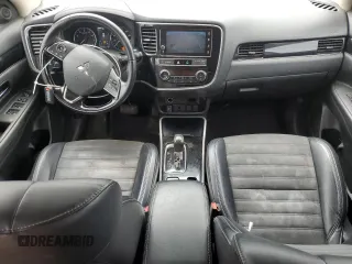 2019 Mitsubishi Outlander ES with VIN JA4AZ3A39KZ044219, listed as a Copart auction lot 59417255 with 104,745 mi miles and Clean title. Bid and sale history available at DreamBid. Image 8.