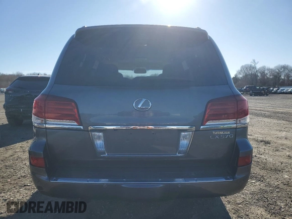 2013 Lexus LX 570 z VIN JTJHY7AX9D4126238, wystawiony jako Copart lot #43229375 z przebiegiem 183 285 mil mil oraz Czysty tytuł • Clean title. Historia ofert i sprzedaży dostępna na DreamBid. Obrazek 6.