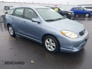 2008 Toyota Matrix STD with VIN 2T1KR32E08C700952, listed as a IAAI auction lot 41823510 with 136,625 mi miles and . Bid and sale history available at DreamBid. Image 1.