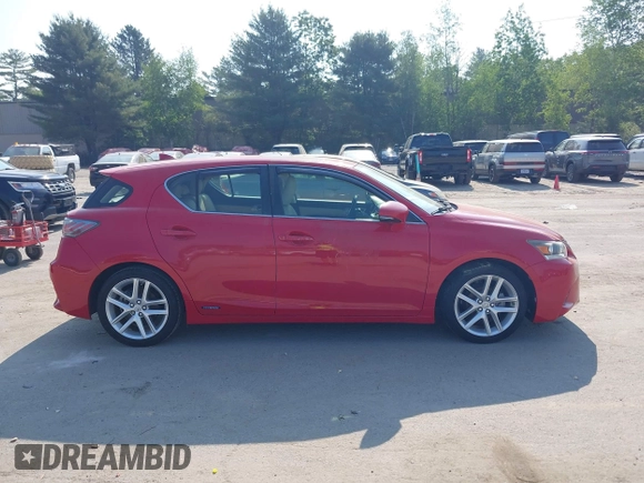 2014 Lexus CT 200h with VIN JTHKD5BH2E2187541, listed as a IAAI auction lot 42435397 with 138,387 mi miles and . Bid and sale history available at DreamBid. Image 13.