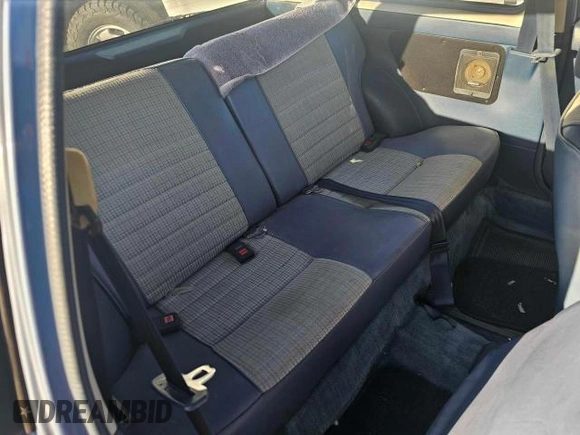 1984 Honda Civic z VIN JHMAH3321ES036981, wystawiony jako Copart lot #82262604 z przebiegiem 122 778 mil mil oraz Tytuł czysty. Historia ofert i sprzedaży dostępna na DreamBid. Obrazek 6.