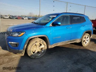 2018 Jeep Compass Latitude with VIN 3C4NJCBB3JT186382, listed as a Copart auction lot 53092885 with 121,601 mi miles and Salvage Title. Bid and sale history available at carsss.com. Image 1.