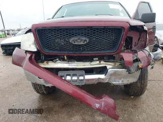 2004 Ford F-150 STX with VIN 1FTRX12WX4NC32379, listed as a IAAI auction lot 41561526 with 171,662 mi miles. Bid and sale history available at carsss.com. Image 6.