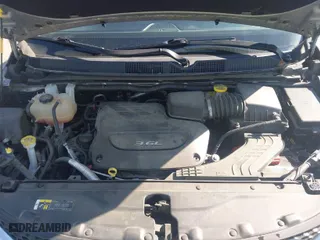 2018 Chrysler Pacifica Touring L with VIN 2C4RC1BG5JR110290, listed as a IAAI auction lot 41855005 with 70,390 mi miles. Bid and sale history available at carsss.com. Image 10.