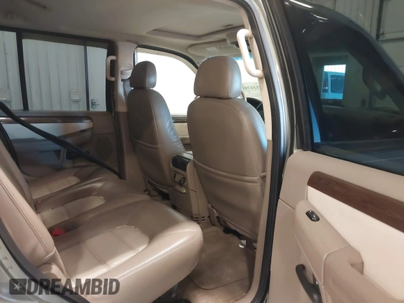 2003 Ford Explorer Eddie Bauer with VIN 1FMDU74W43UC66482, listed as a IAAI auction lot 41517417 with 232,976 mi miles and . Bid and sale history available at DreamBid. Image 8.