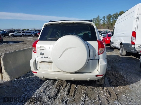 2008 Toyota RAV4 Ltd with VIN JTMZK31V385022828, listed as a IAAI auction lot 41577387 with 193,421 mi miles. Bid and sale history available at carsss.com. Image 16.