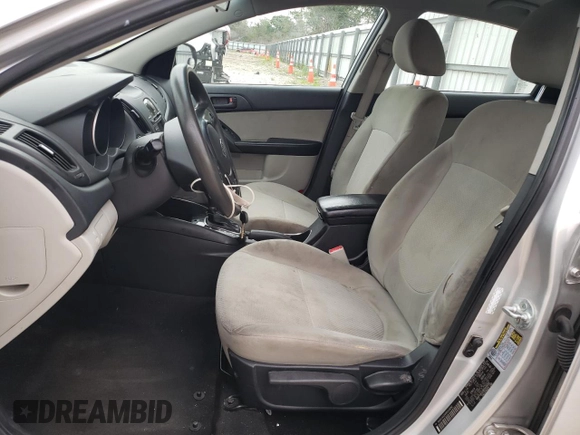 2011 Kia Forte EX with VIN KNAFU4A24B5449092, listed as a Copart auction lot 61679584 with 129,196 mi miles and Non Repairable. Bid and sale history available at carsss.com. Image 7.
