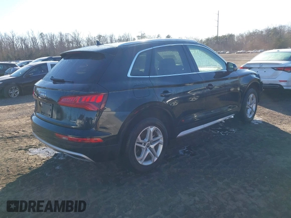 2019 Audi Q5 Premium with VIN WA1ANAFY7K2043454, listed as a IAAI auction lot 41620464 with 57,516 mi miles. Bid and sale history available at carsss.com. Image 4.