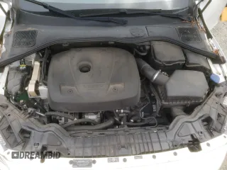 2018 Volvo V60 z VIN YV440MWK1J2051771, wystawiony jako Copart lot #67960674 z przebiegiem 49 782 mil mil oraz Szkoda całkowita • Salvage title. Historia ofert i sprzedaży dostępna na DreamBid. Obrazek 11.
