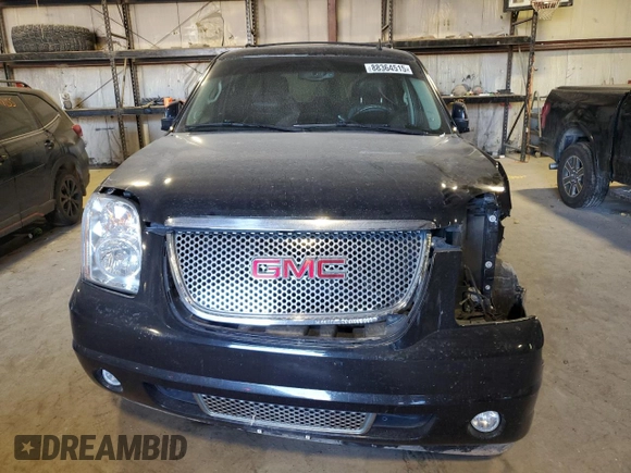 2011 GMC Yukon Denali with VIN 1GKS2EEF6BR321895, listed as a Copart auction lot 88364515 with 99,115 mi miles and Salvage Title. Bid and sale history available at DreamBid. Image 5.