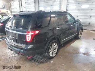 2013 Ford Explorer Limited with VIN 1FM5K8F84DGA84084, listed as a IAAI auction lot 41859534 with 220,437 mi miles. Bid and sale history available at carsss.com. Image 4.