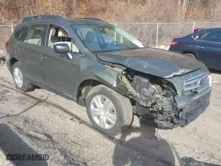 2015 Subaru Outback 2.5i with VIN 4S4BSAAC9F3355494, listed as a IAAI auction lot 41761715 with 153,861 mi miles. Bid and sale history available at carsss.com. Image 1.
